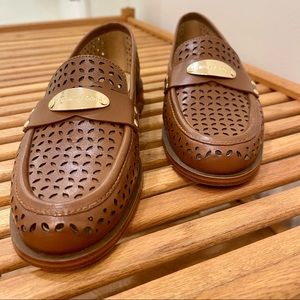 Michael Kors® Finley Perforated women’s Loafer. color -luggage